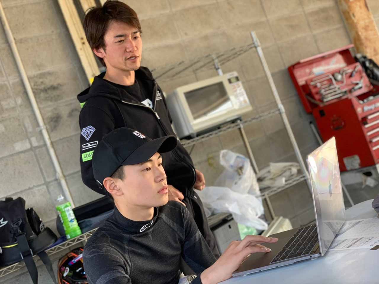 社長とスタッフ